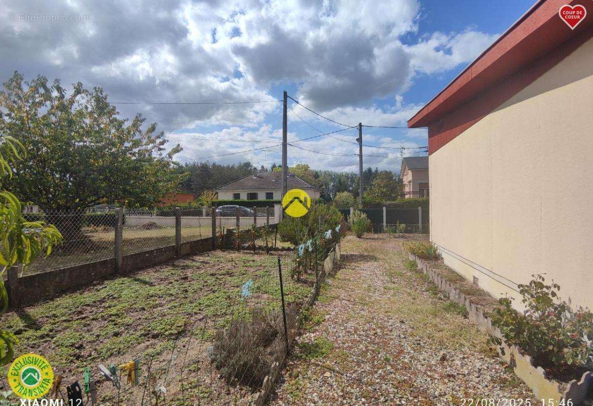 Maison à LA GUERCHE-SUR-L&#039;AUBOIS