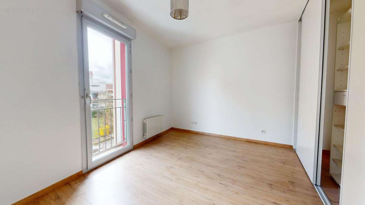 Appartement à LYON-9E