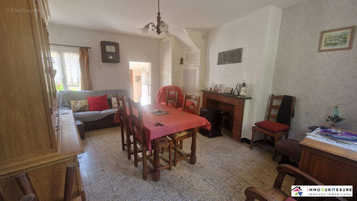 Maison à AUXI-LE-CHATEAU