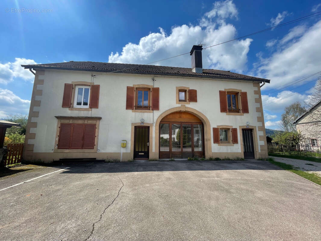 Appartement à DOMMARTIN-LES-REMIREMONT