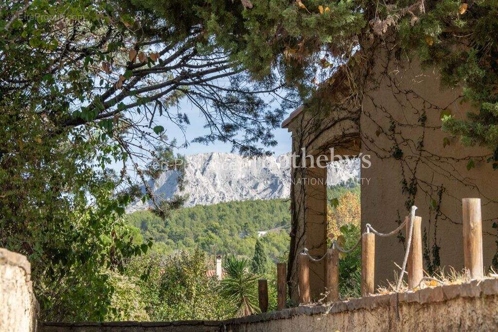 Maison à BEAURECUEIL