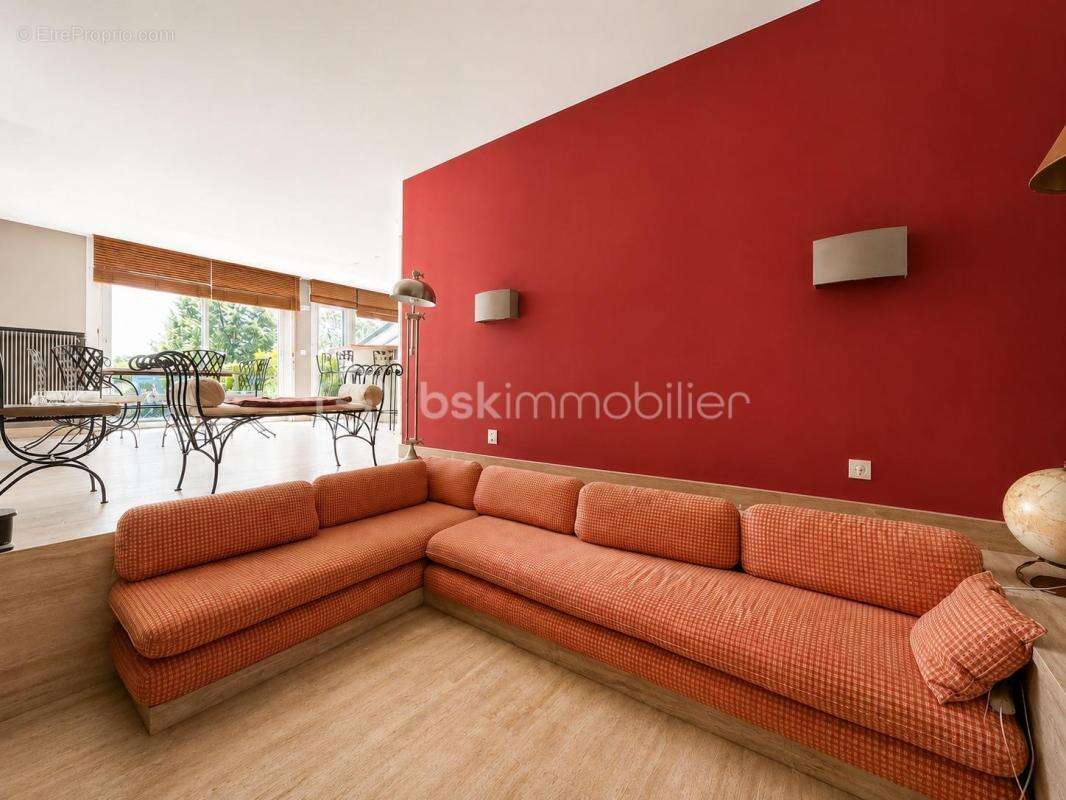 Maison - villa - architecte - 275 m2 - 5 chambres - piscine - vue lac - photo 9