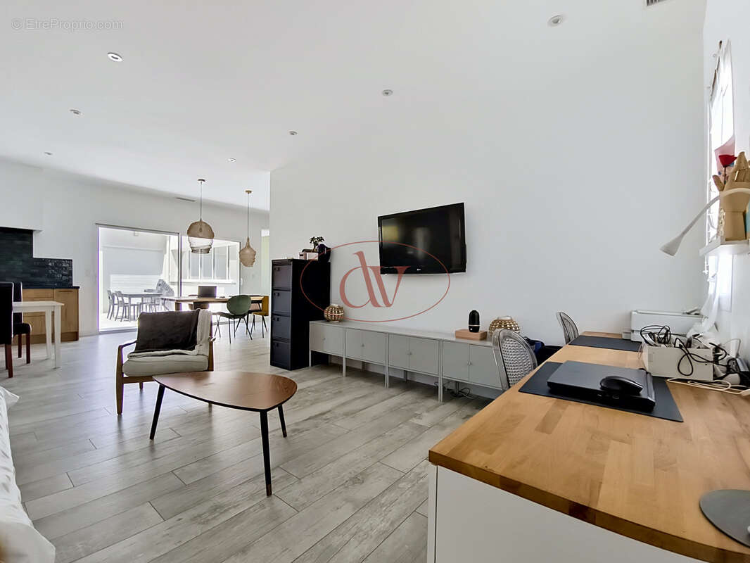 Villa d'Architecte moderne en 3 faces avec piscine - photo 6