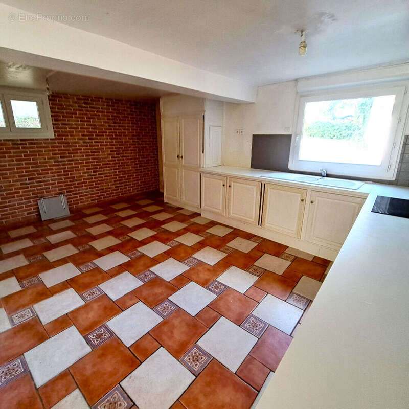 Appartement à SAINT-GENIS-LAVAL