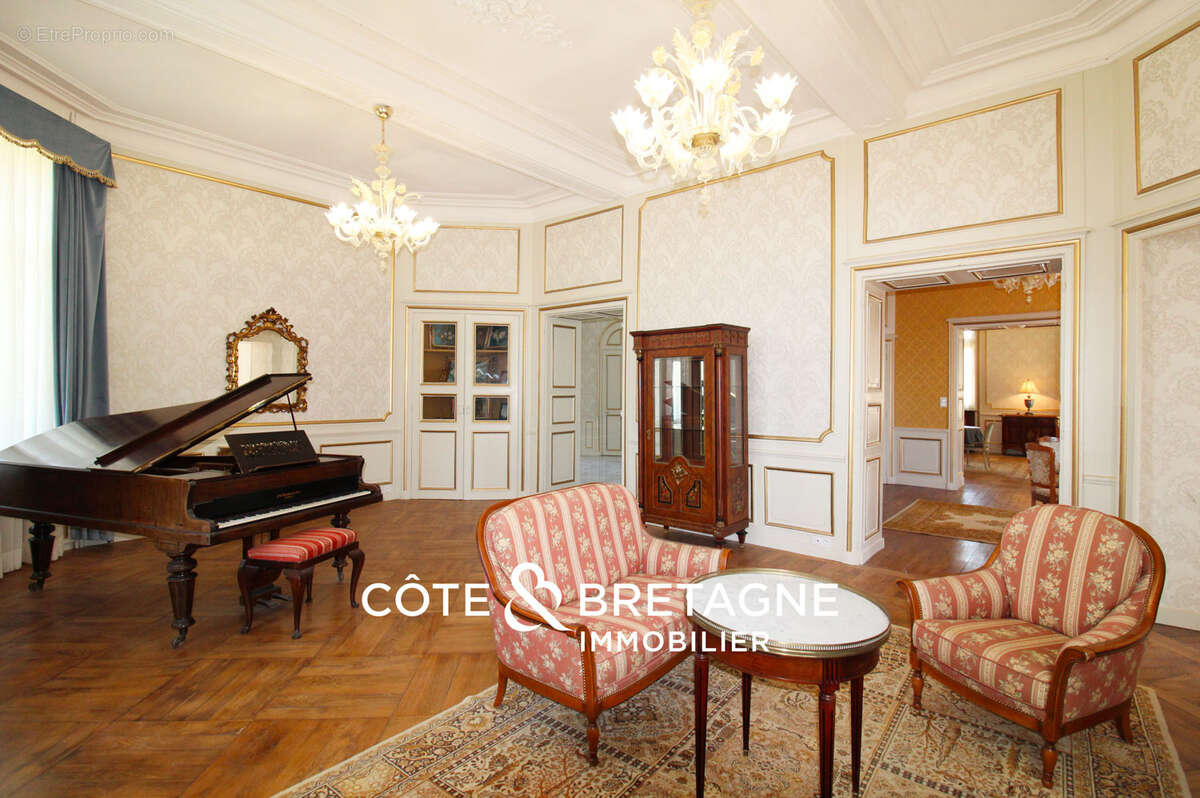Magnifique château style Néo-Renaissance   Réf : 2025129 - photo 7