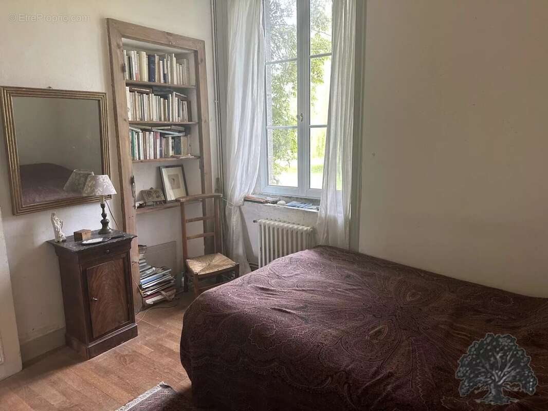 Maison à LE VIVIER-SUR-MER