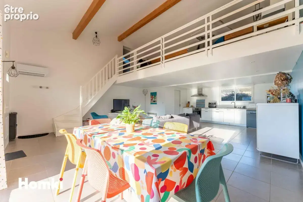 Maison/Villa T6 de 153 m² à Saint-André-de-Cubzac 33240 - photo 6