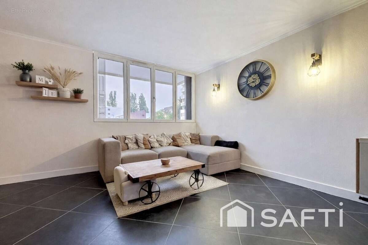 Photo 2 - Appartement à SAINT-MICHEL-SUR-ORGE