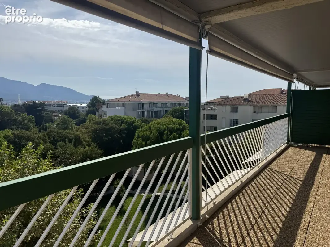 Appartement à MARSEILLE-8E