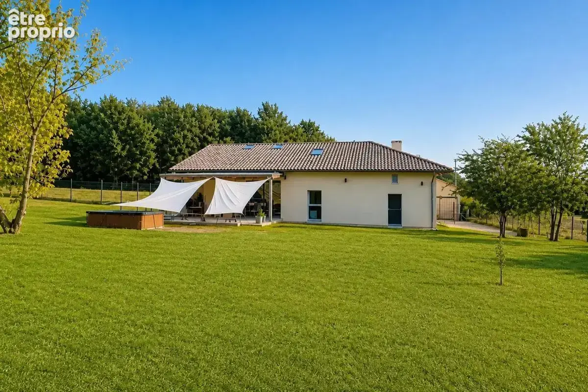 Maison de 5 pièces de 107 m² à Gours - photo 7