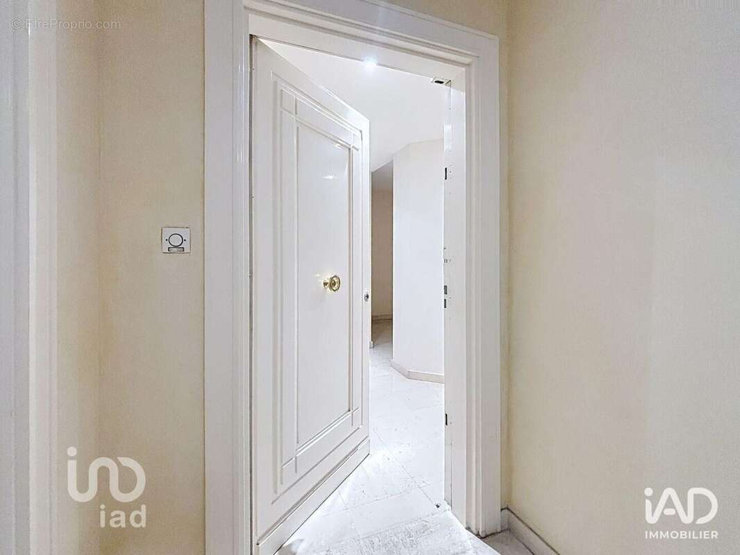 Photo 8 - Appartement à LE CANNET