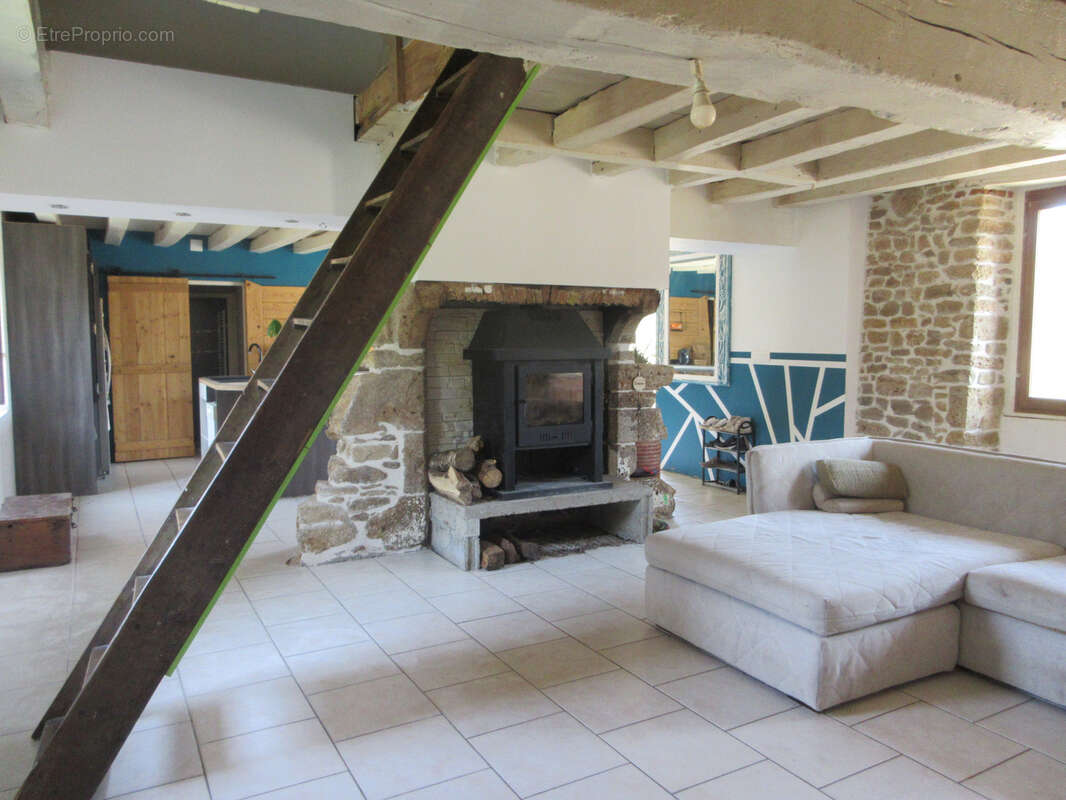 Maison à POMMIERS
