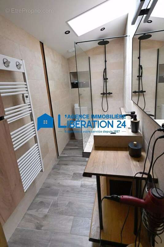 Appartement à SAINT-PAUL-EN-JAREZ