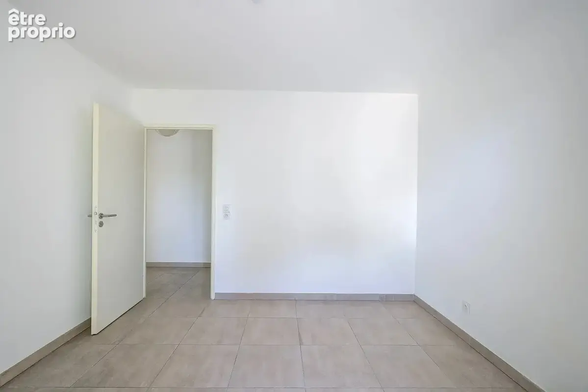 Nice saint-isidore – rare à la vente – 2 pièces avec terrasse plein sud et parking privatif - photo 7