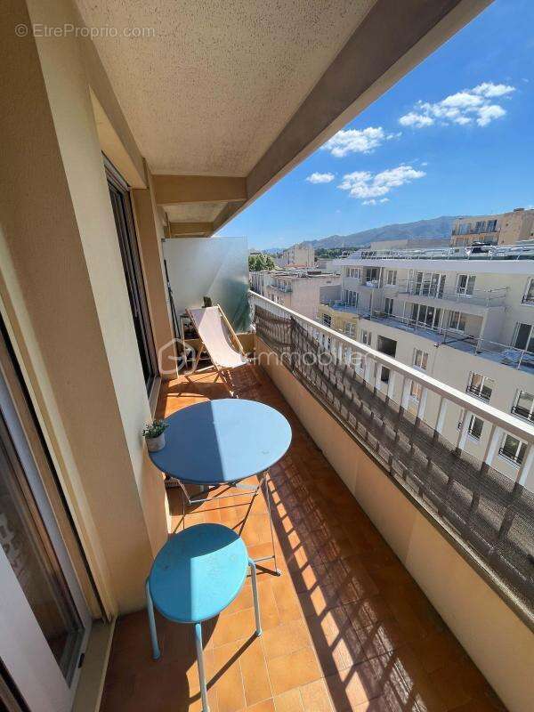 Appartement à MARSEILLE-5E