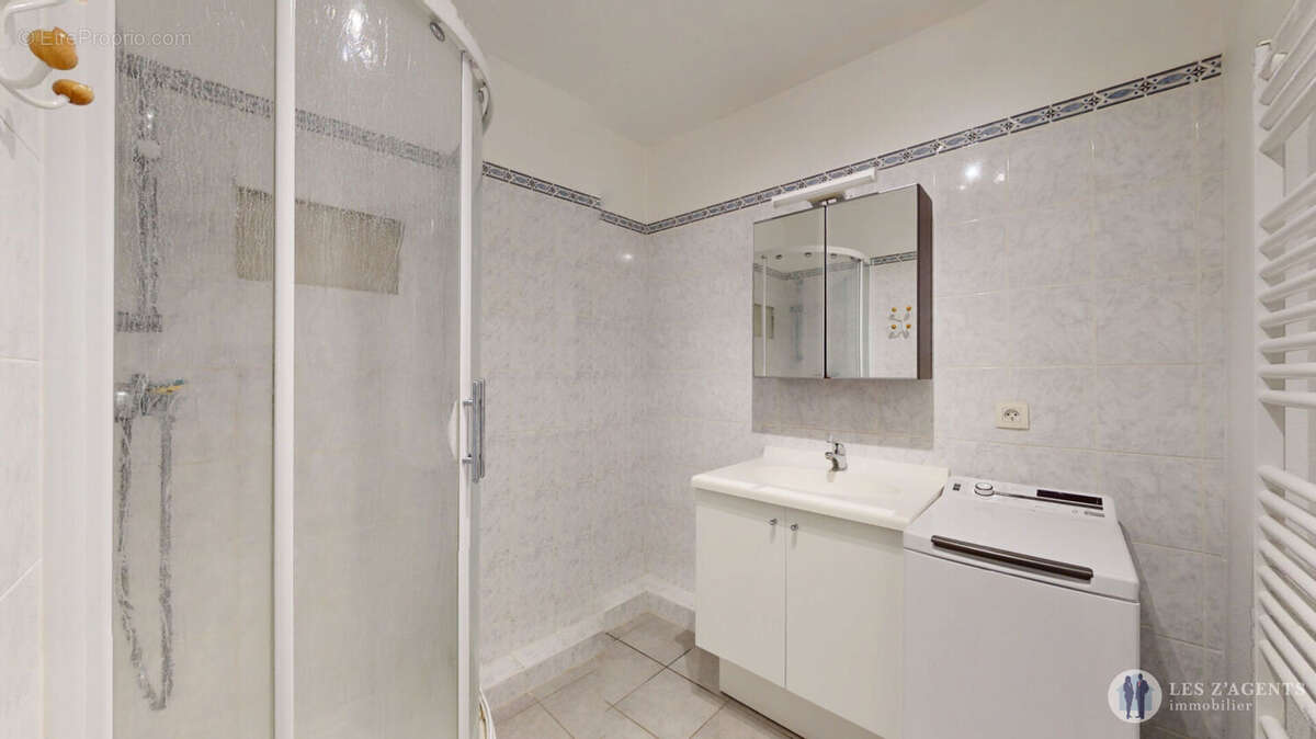 Appartement à SAINT-MARTIN-D&#039;HERES