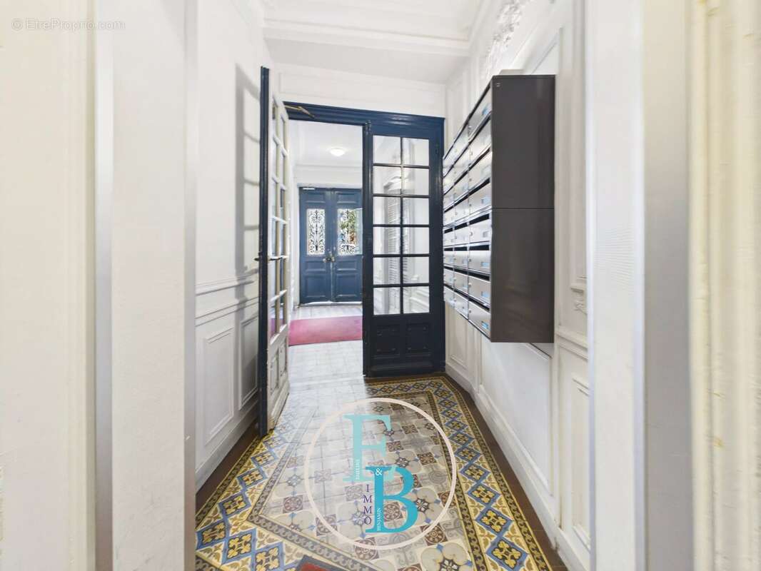 Appartement à PARIS-11E
