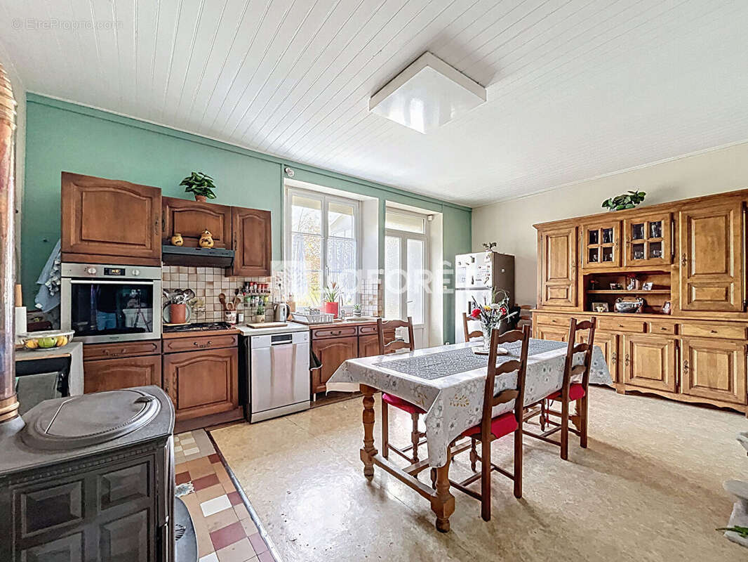 Maison à MAXEY-SUR-MEUSE