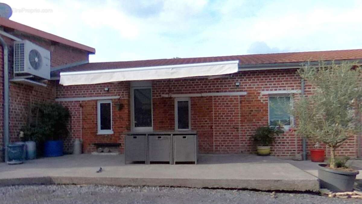 Maison à GOUZEAUCOURT