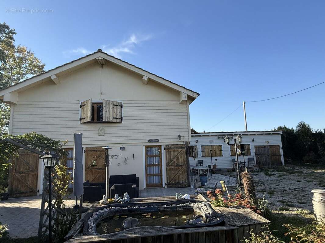 Maison à ESCLASSAN-LABASTIDE