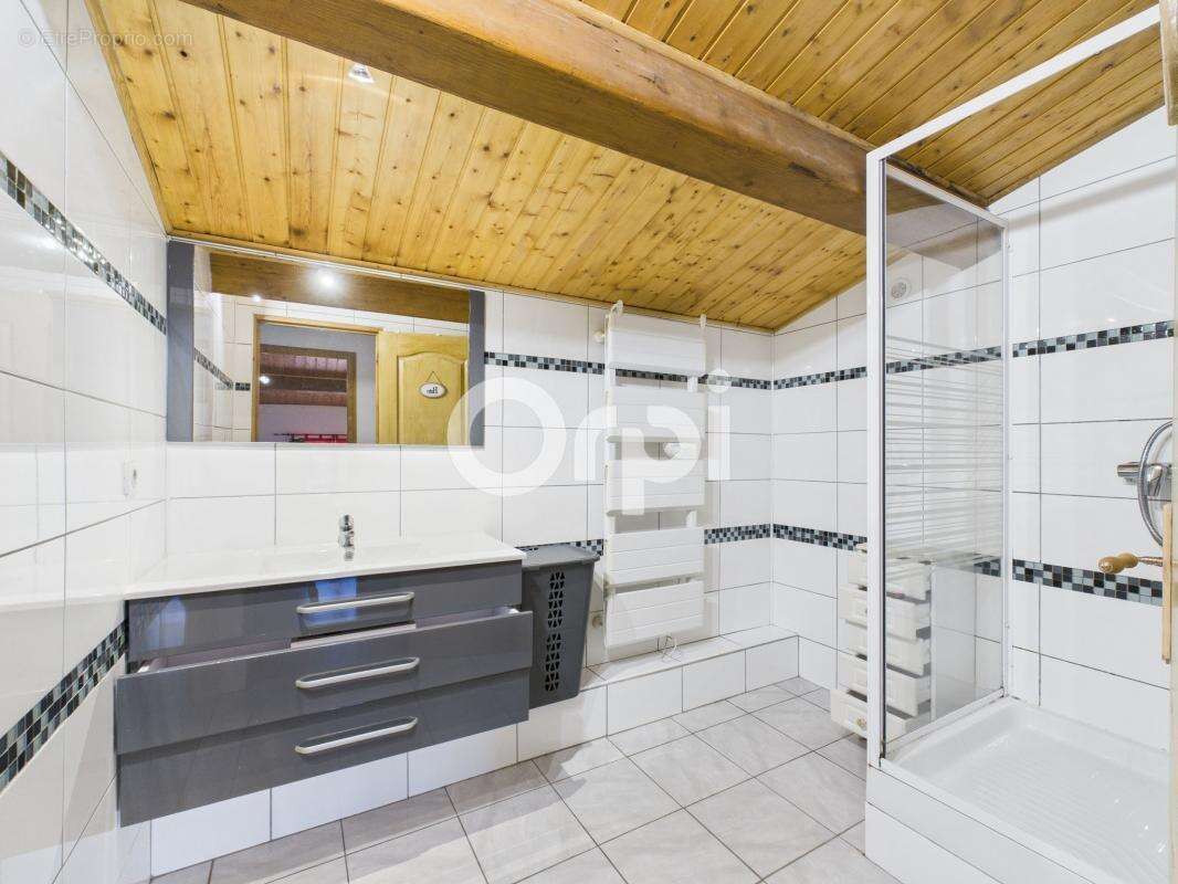 Maison à MONTAUROUX