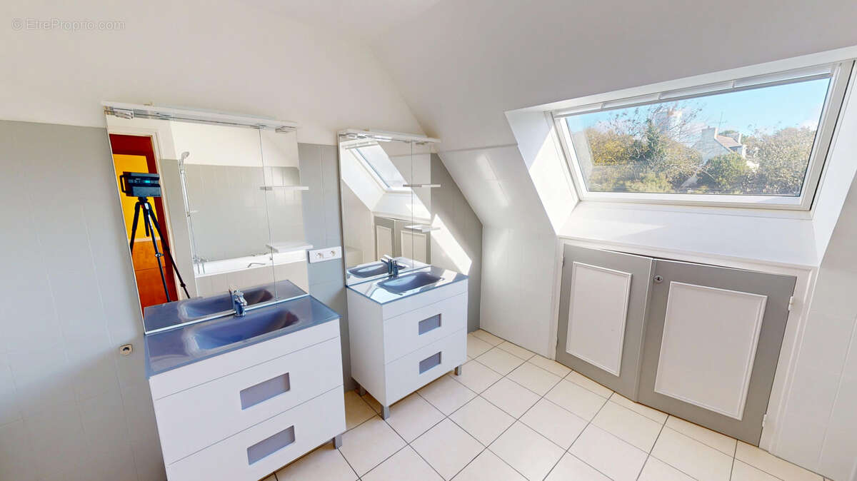 Maison à PLONEOUR-LANVERN