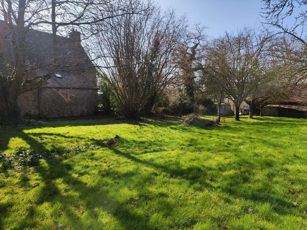 Terrain à PLEURTUIT