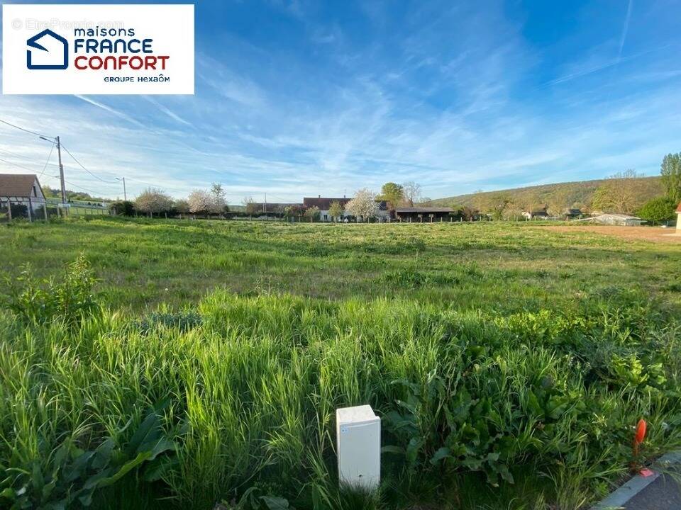 Terrain à HEUDREVILLE-SUR-EURE