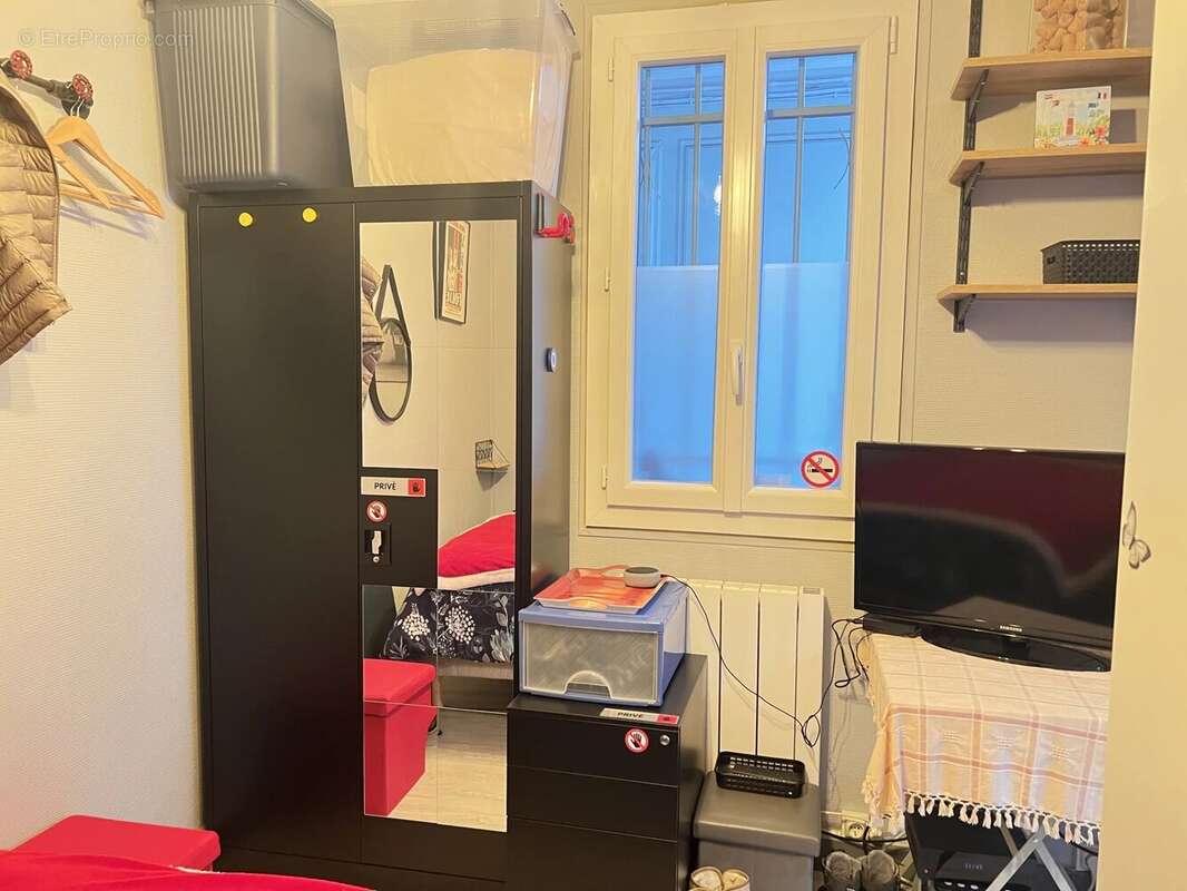 Appartement à PARIS-10E