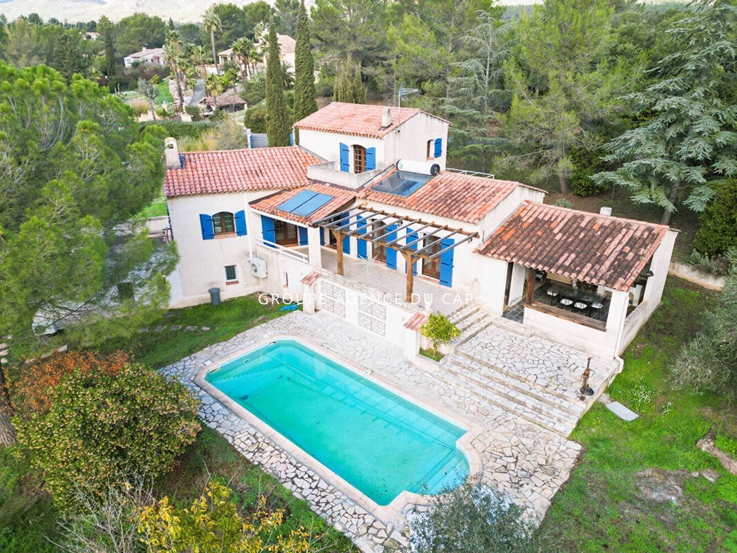 Maison à PUGET-SUR-ARGENS