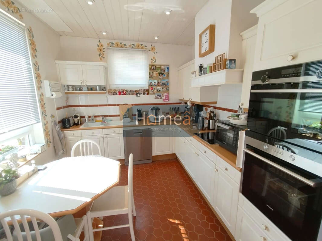 Propriété d'exception 5 chambres au cœur d'Yvetot ! - photo 22