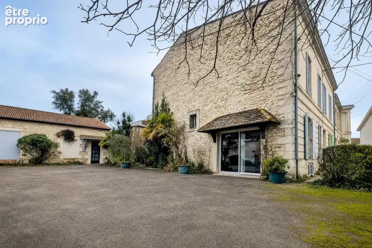 Maison de charme avec gîte et jardin à Marmande - photo 5
