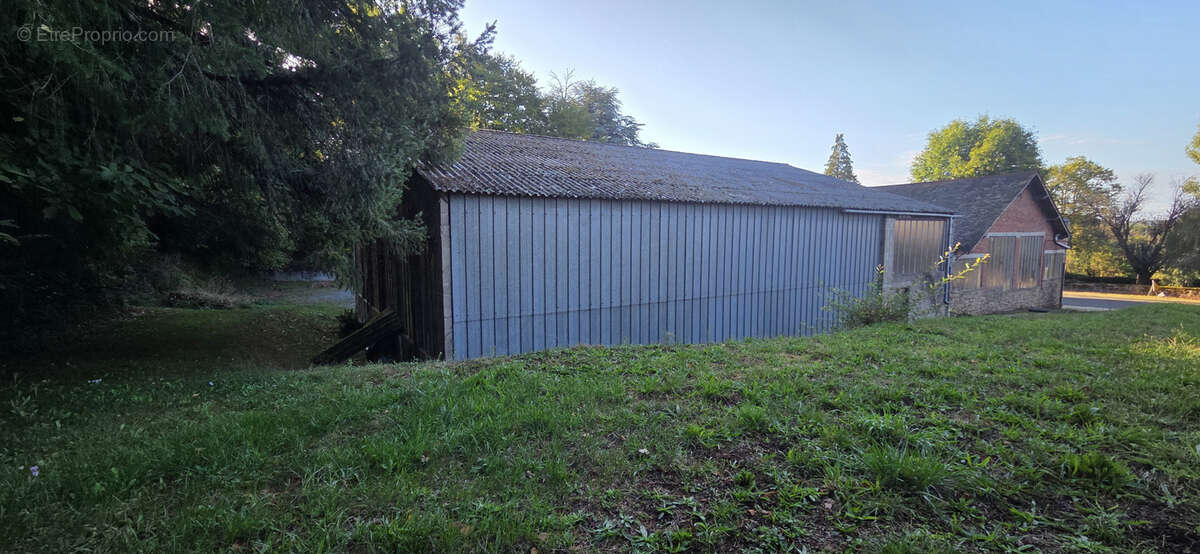 ENTREPOT de 500M2 +  MAISON 3 chambres - photo 9