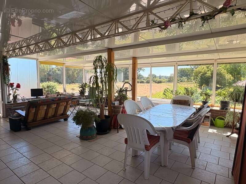 Nouveauté et en exclusivité, Ennevelin, Grande maison familiale avec une magnifique vue sur la campagne - photo 5