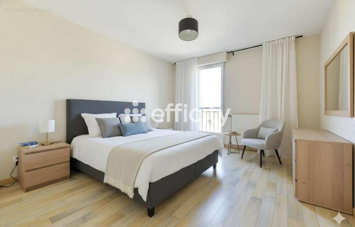 Maison à LES SORINIERES