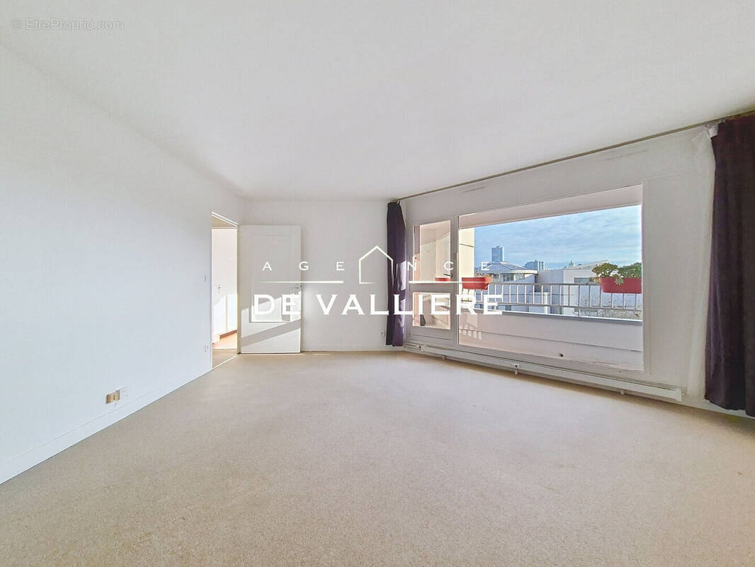 Appartement à NANTERRE
