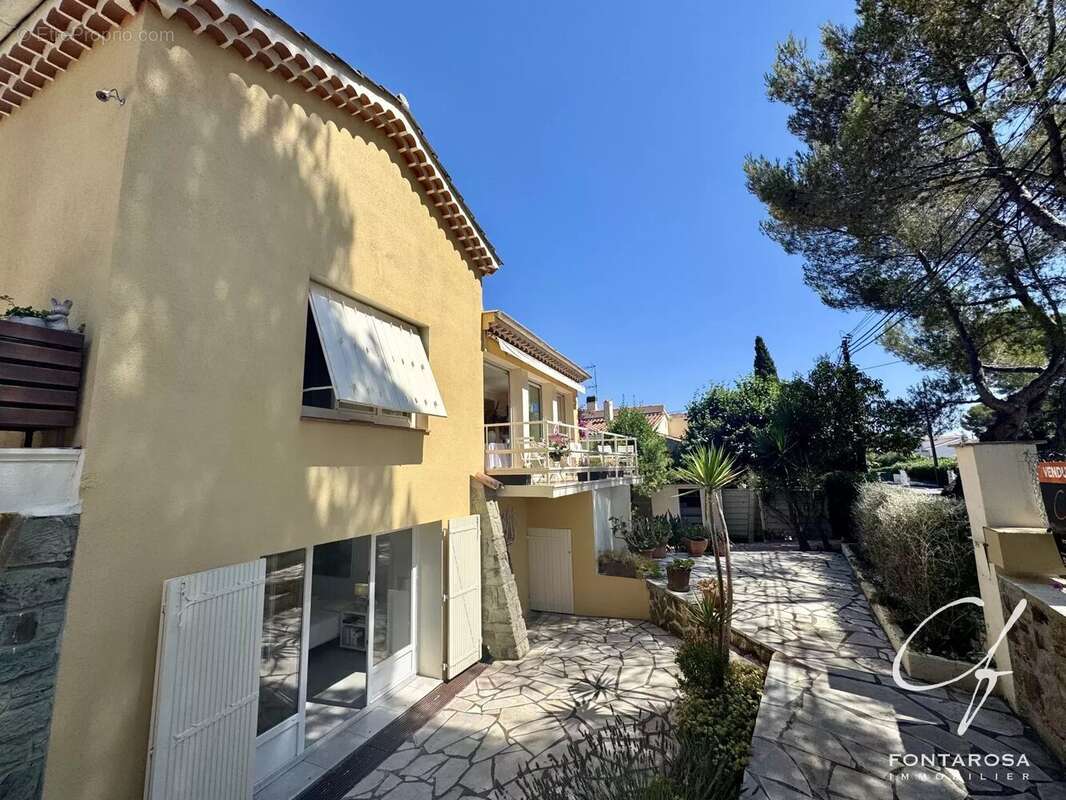 Maison à SAINT-RAPHAEL