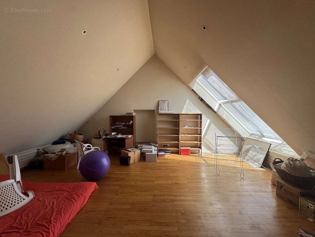 Maison à PIERRE-CHATEL