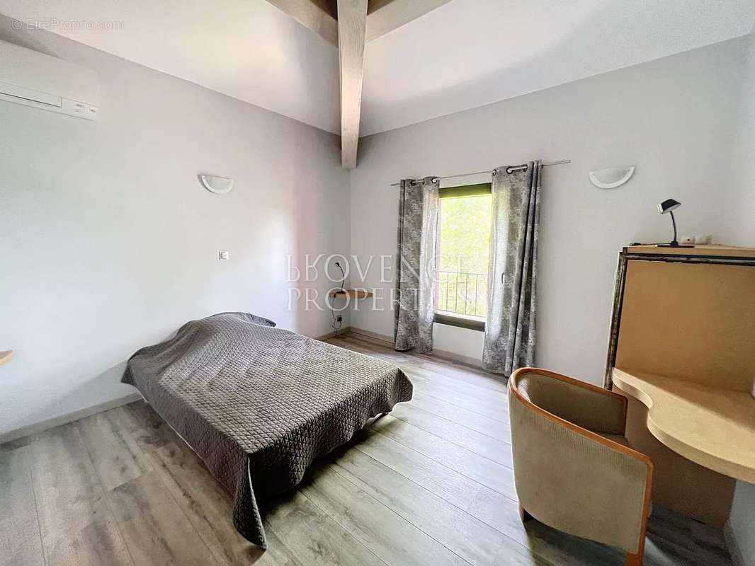 Maison à CHATEAUVERT