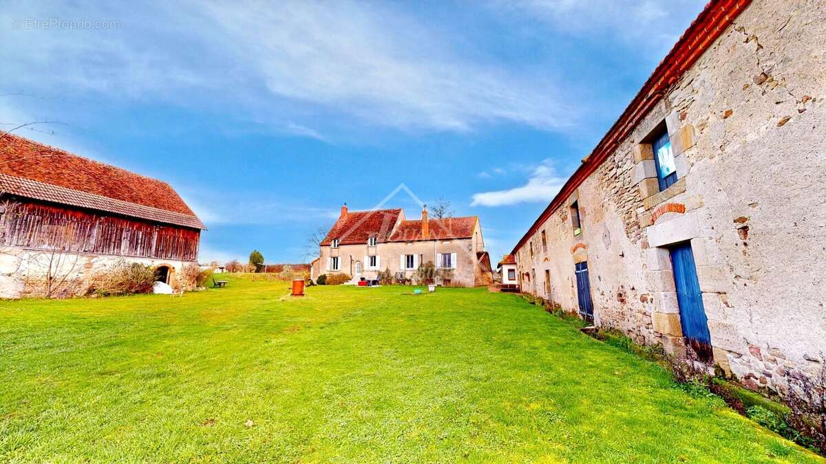 Maison à BOURBON-L'ARCHAMBAULT