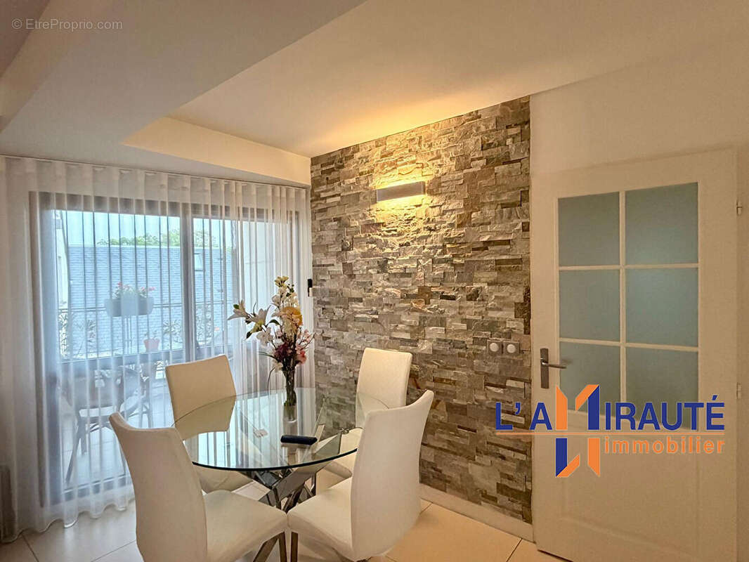 Appartement à MAISONS-LAFFITTE