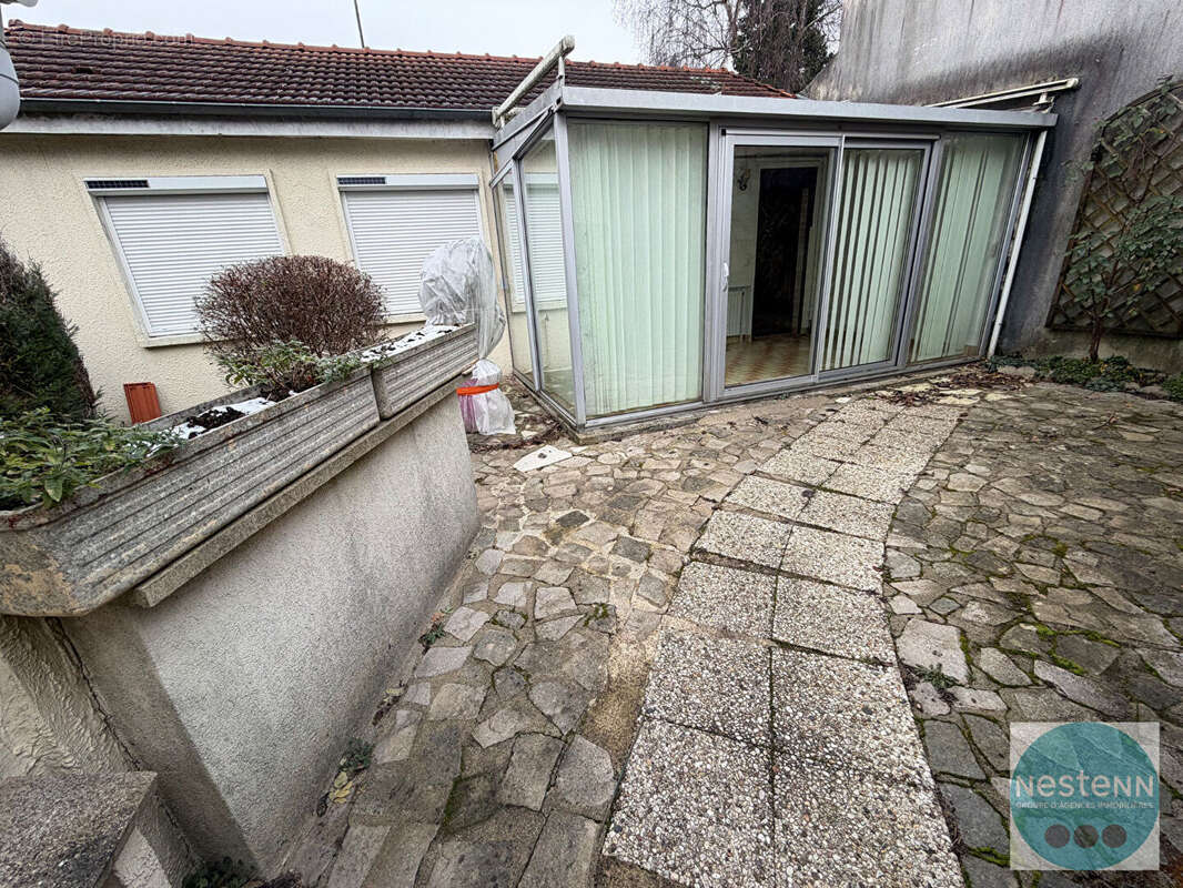 Maison à FLEURY-LES-AUBRAIS