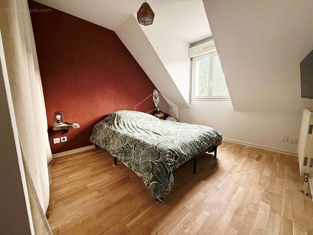 Appartement à BRIE-COMTE-ROBERT