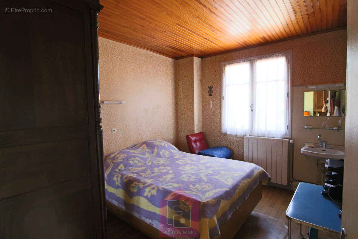 Maison à PUY-L'EVEQUE