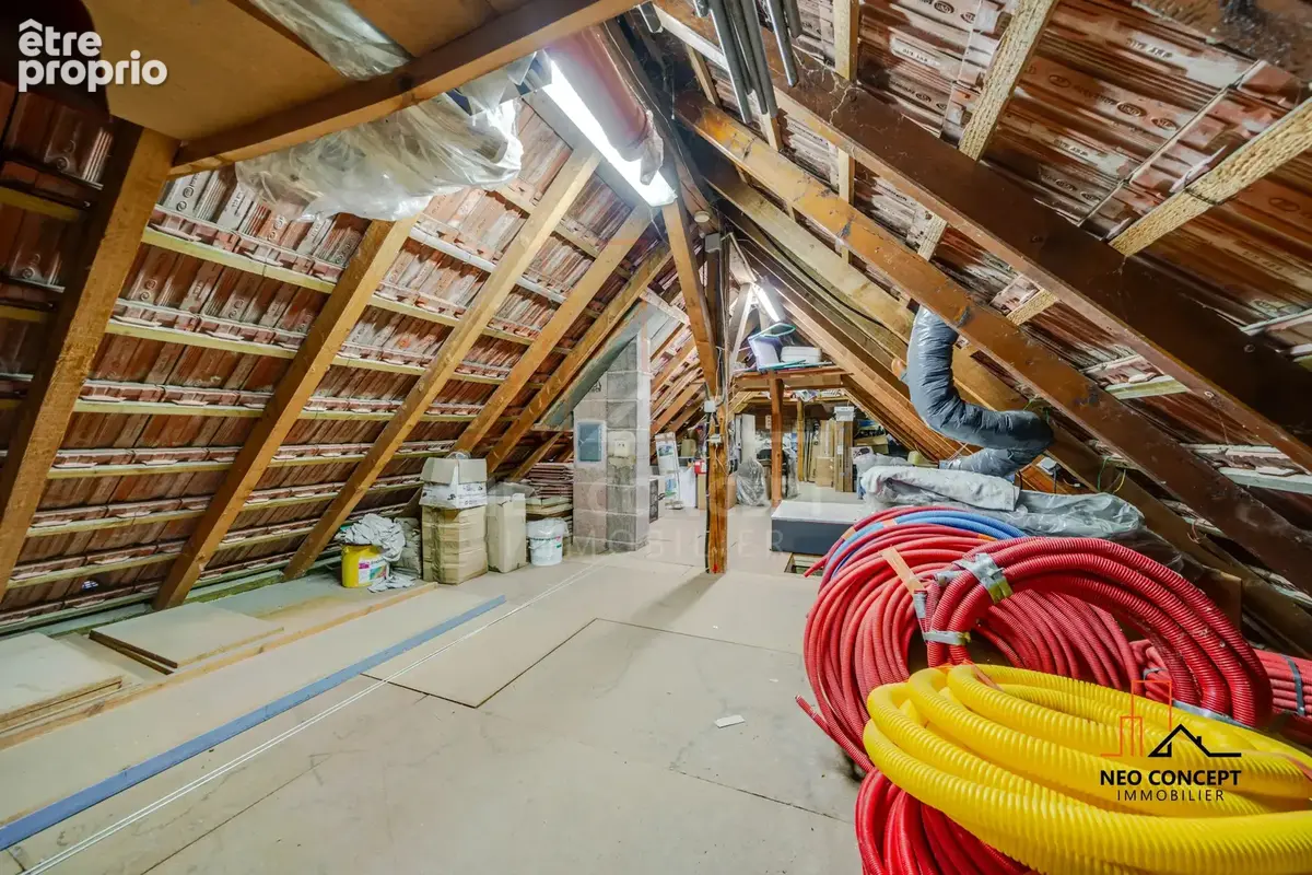 * SOUFFLENHEIM - Charmante Maison de 170 m² au sol, construite sur 9.36 ares de terrain ! * - photo 17