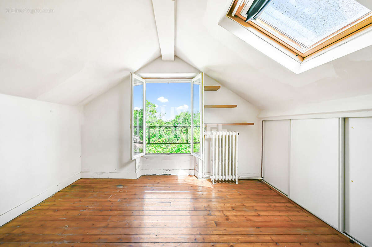 Maison à RUEIL-MALMAISON