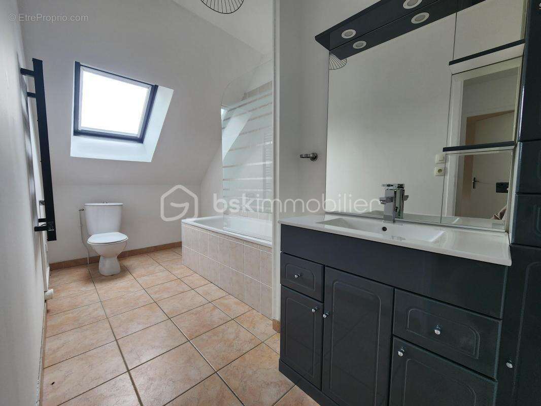 Maison à FONTAINE-LA-GAILLARDE