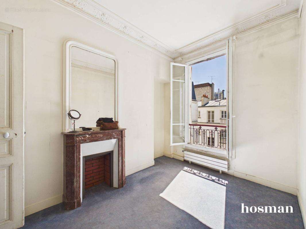 Découvrez cet appartement 3 / 4 pièces de 60 m², à rénover, idéalement situé au 5ème étage sans ascenseur - photo 4