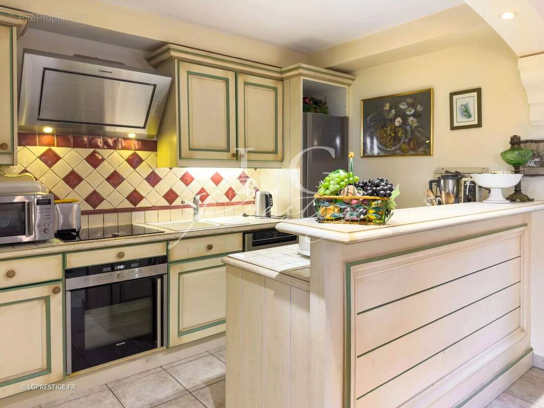 Appartement à MANDELIEU-LA-NAPOULE