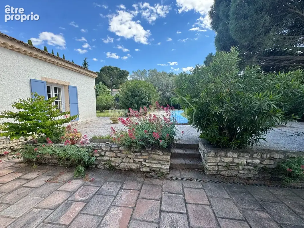 Villa au coeur de la Provence Gardoise à Saint Paulet de Caisson 180m² - photo 3
